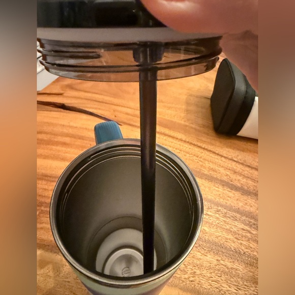 Stanley Coastal Team Motion Pro-tour Tumbler - Picture 5 of 5